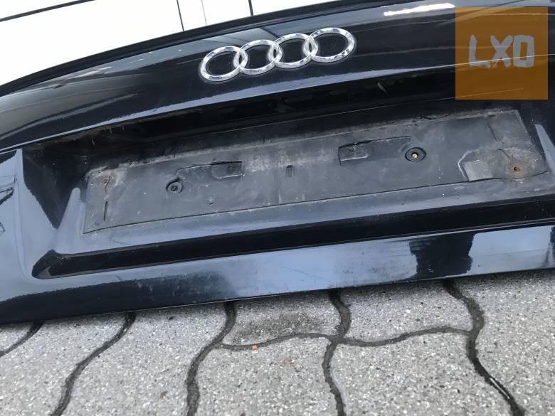 AUDI A4 B7 Sedan - csomagtér ajtó apróhirdetés