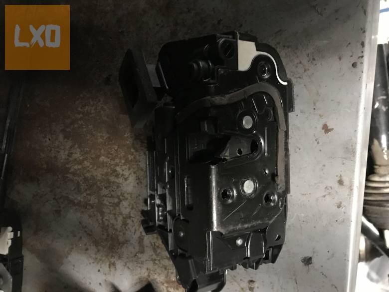 VW POLO 6R - jobb hátsó zár 6R4 839 016 A apróhirdetés