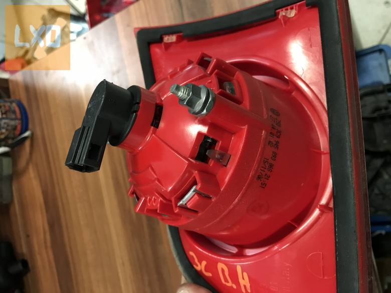 VW PASSAT B6 Variant - bal hátsó belső lámpa apróhirdetés