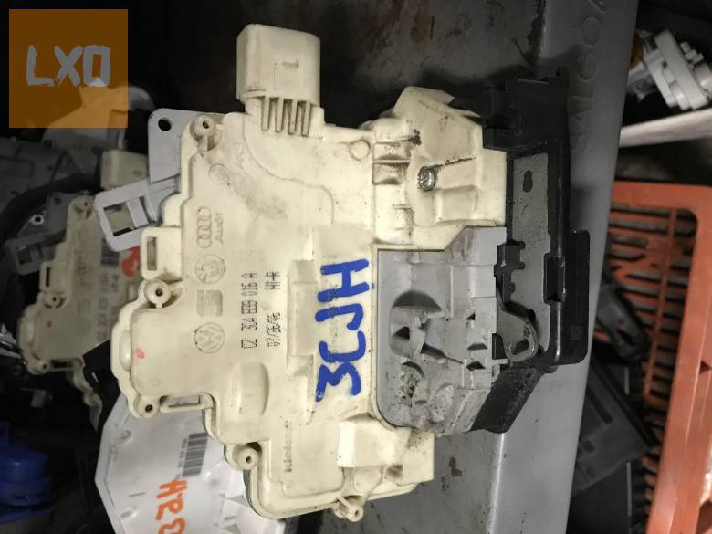 VW PASSAT B6  / jobb hátsó ajtózár 3C4 839 016 A apróhirdetés