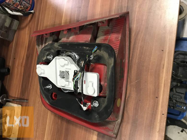 SKODA OCTAVIA II KOMBI - JOBB hátsó  lámpa apróhirdetés