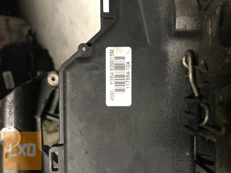 VW PASSAT B5.5 - bal hátsó zár 3B4 839 015 M apróhirdetés