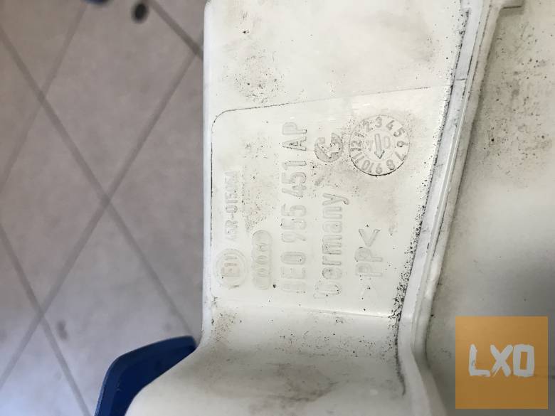 AUDI A4 B7 - ablakmosó tartály (felső rész) 8E0 955 451 AP apróhirdetés