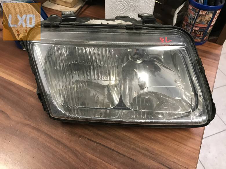 AUDI A3 8L ( FL előtti) jobb első fényszóró apróhirdetés