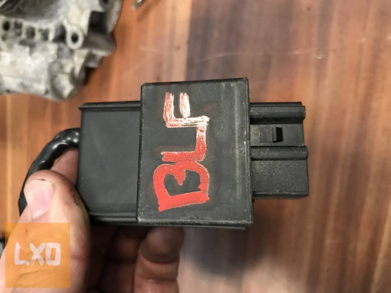 SKODA OCTAVIA II 1,6 FSI BLF - AC pumpa vezérlő 1K0 906 093 D apróhirdetés