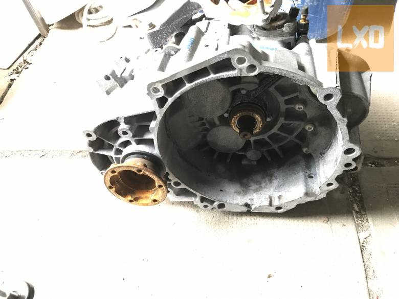 SKODA OCTAVIA II 2,0 PD BKD -( manuál 6) HDV / VÁLTÓ apróhirdetés