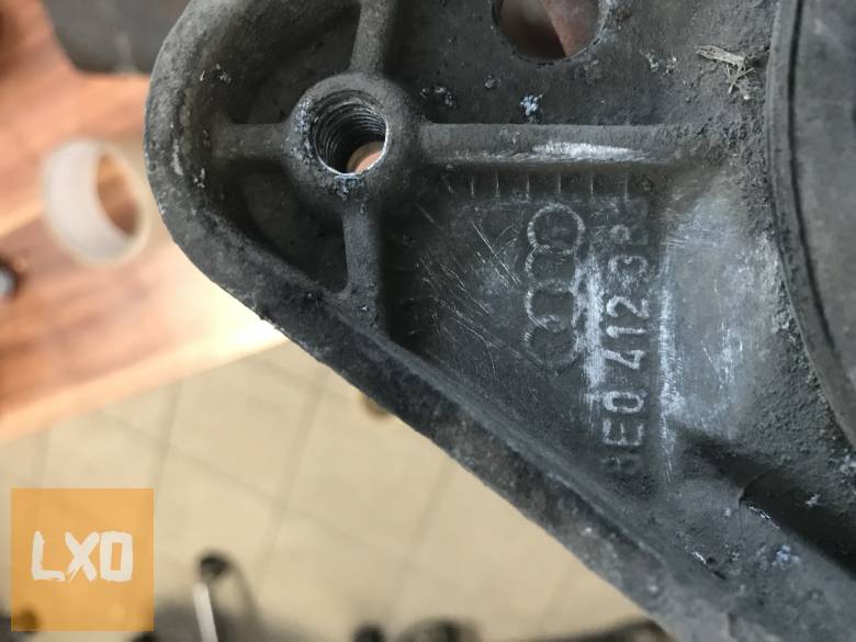AUDI A4 B7 - bal első rugótányér 8E0 412 383 apróhirdetés