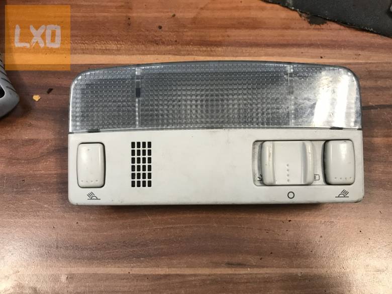 SKODA OCTAVIA II - beltér világítás apróhirdetés