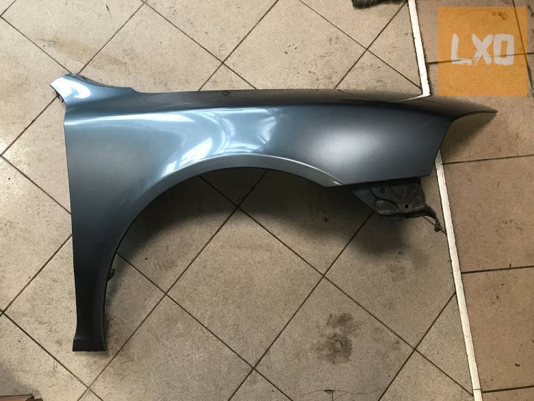 SKODA OCTAVIA II ( FL előtti) /  jobb első sárvédő apróhirdetés