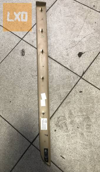 AUDI A4 B7  - bal hátsó ajtó díszléc 8E0 867 419 S apróhirdetés