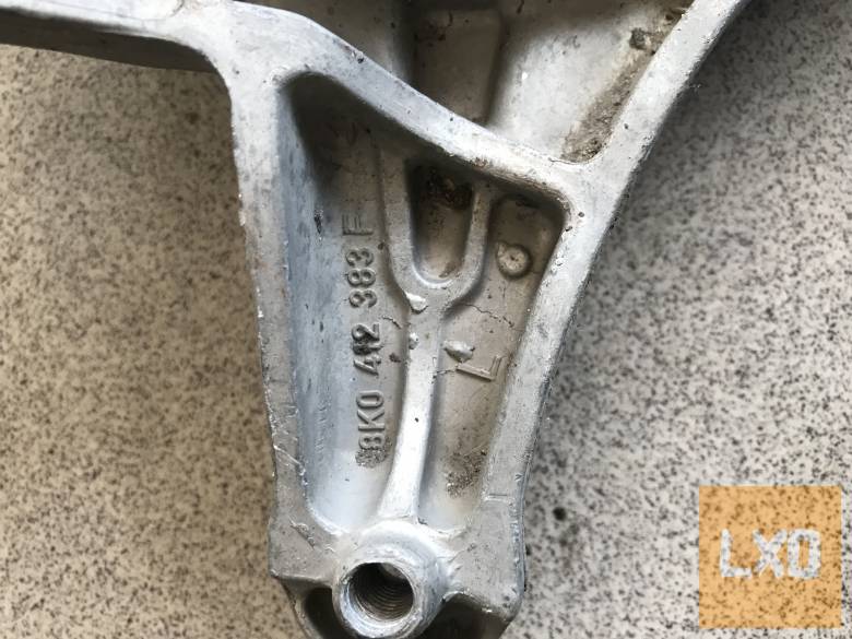 AUDI A4 B8 - bal első rugótányér 8K0 412 383 F apróhirdetés