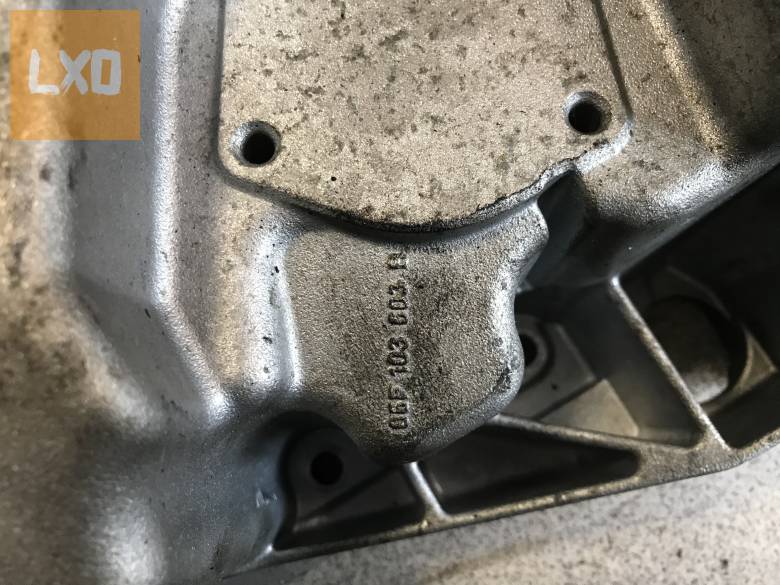 SKODA OCTAVIA II 2,0 TFSI BWA  / olajteknő  06F 103 603 B apróhirdetés