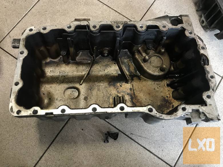 SKODA OCTAVIA II 2,0 TFSI BWA  / olajteknő  06F 103 603 B apróhirdetés