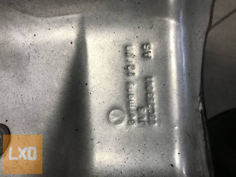 VW GOLF V 1,4 TSI - hőterelő 03C 253 041 AS apróhirdetés