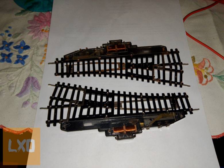 H0-s Piko váltók 2 db, balos. apróhirdetés