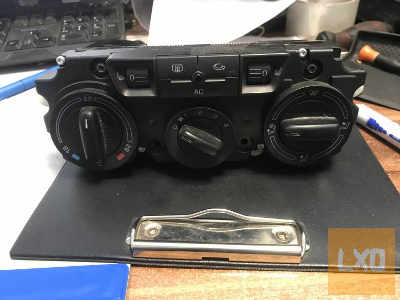 SKODA OCTAVIA II - ülésfűtéses fűtéskapcsoló apróhirdetés