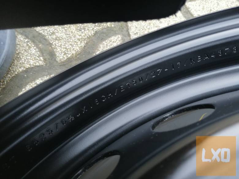1 db 5x114,3 Suzuki Vitara, SX4, Toyota 16" lemezfelni apróhirdetés