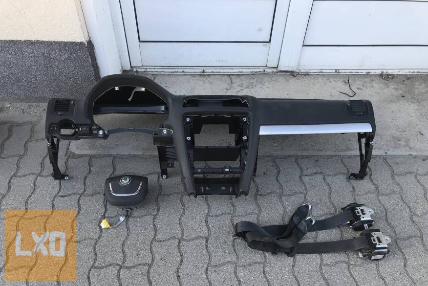 SKODA OCTAVIA II  - légzsák szett ( Facelift ) apróhirdetés