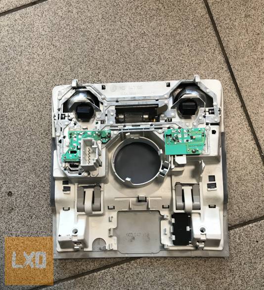 VW GOLF V - beltér világítás apróhirdetés