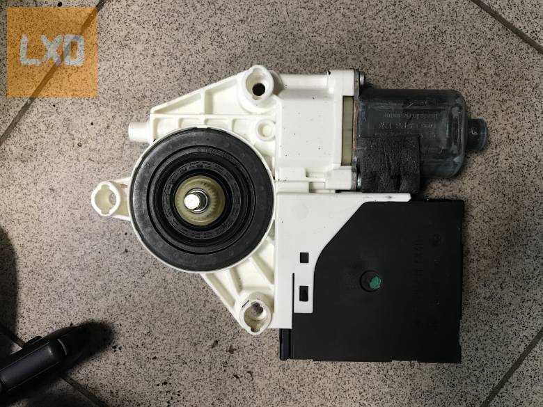 AUDI A3 8P - jobb ablakemelő motor 8P0 959 802 K apróhirdetés