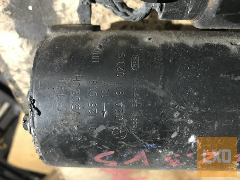 VW GOLF IV 2,3 V5 - önindító 02A 911 023 S apróhirdetés