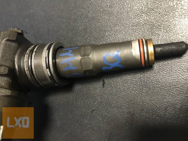 VW GOLF V _2,0 PD BMM  - PD elem 038 130 073 BQ apróhirdetés