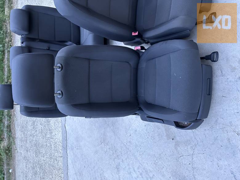 VW GOLF PLUS - ülés szett ( nem fűthető) apróhirdetés
