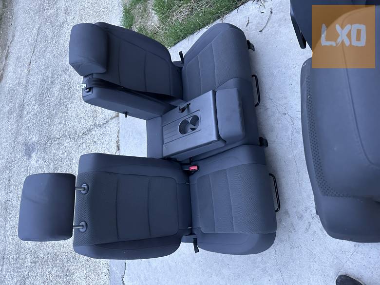 VW GOLF PLUS - ülés szett ( nem fűthető) apróhirdetés