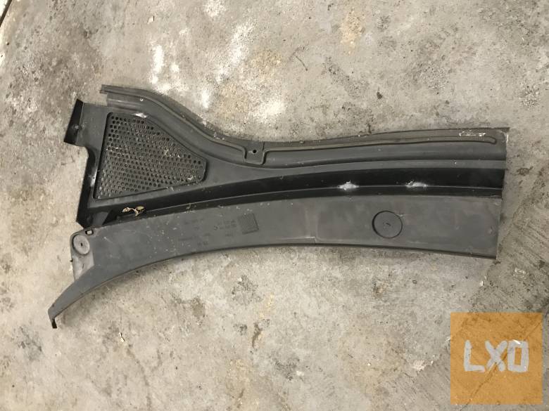 VW TIGUAN II - jobb levélrács 5NB 819 404 apróhirdetés