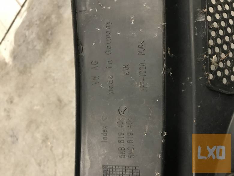 VW TIGUAN II - jobb levélrács 5NB 819 404 apróhirdetés