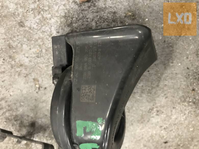 VW TIGUAN II - kürt 5NA 951 206 A apróhirdetés