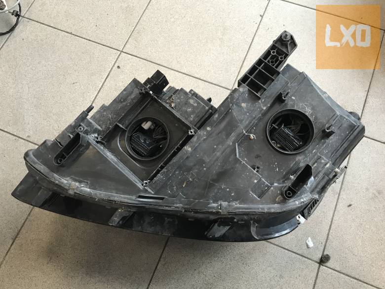 VW TIGUAN II 5NA - jobb első fényszóró 5NB 941 082 A apróhirdetés