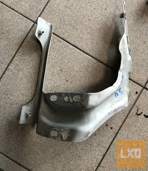 VW TIGUAN II 5NA  2,0 CR - bal első sárvédő tartó 5NA 821 135 B apróhirdetés