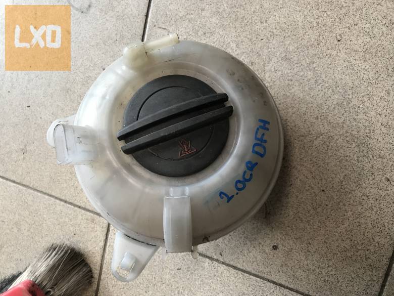 VW TIGUAN II 5NA  2,0 CR - kiegyenlítő tartály 5Q0 121 407 G apróhirdetés