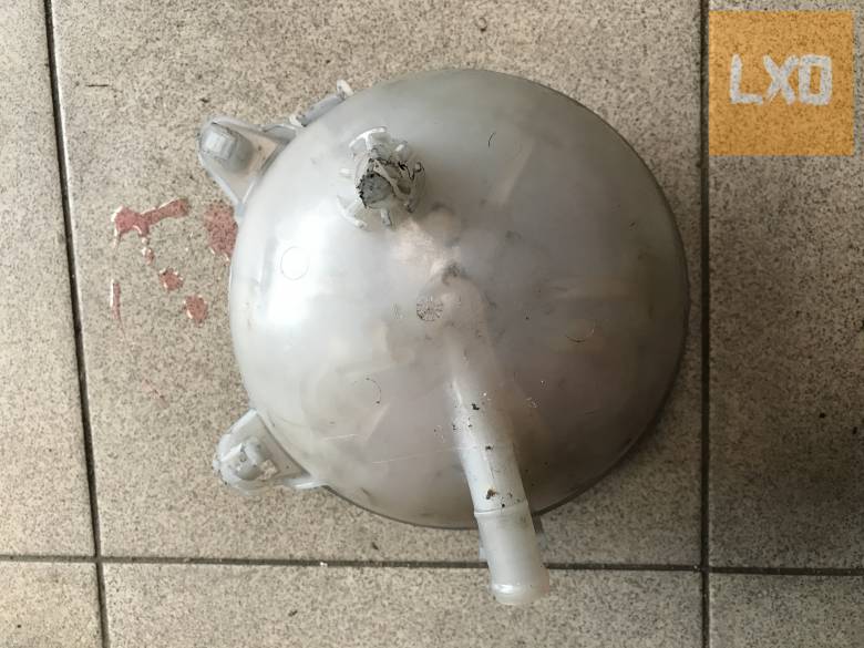 VW TIGUAN II 5NA  2,0 CR - kiegyenlítő tartály 5Q0 121 407 G apróhirdetés