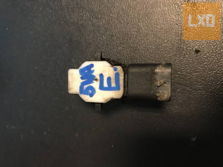 VW TIGUAN II - első PDC fej 3Q0 919 297 B apróhirdetés