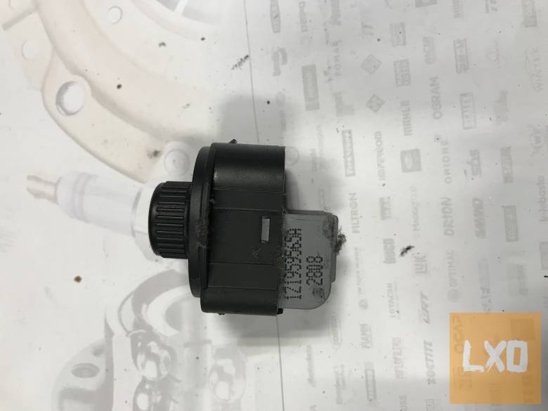 SKODA OCTAVIA II - tükör állító gomb apróhirdetés