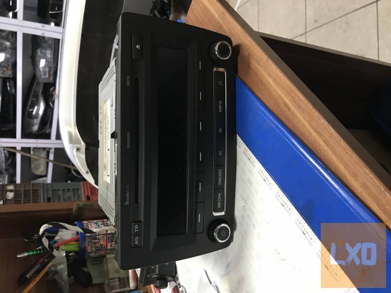 SKODA OCTAVIA II FL - Swing fejegység 1Z0 035 161 G apróhirdetés