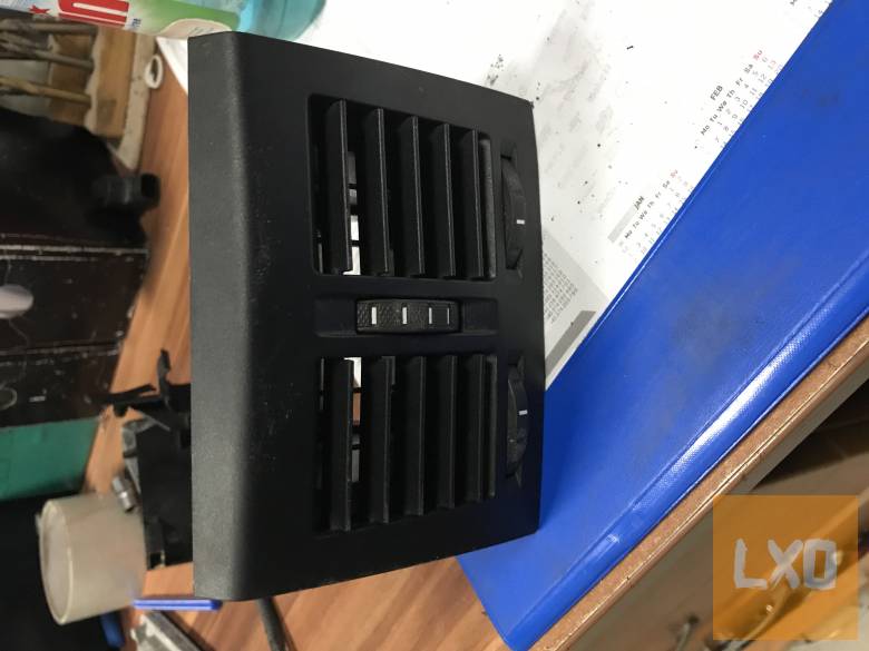 SKODA OCTAVIA II -- hátsó légbefúvó apróhirdetés