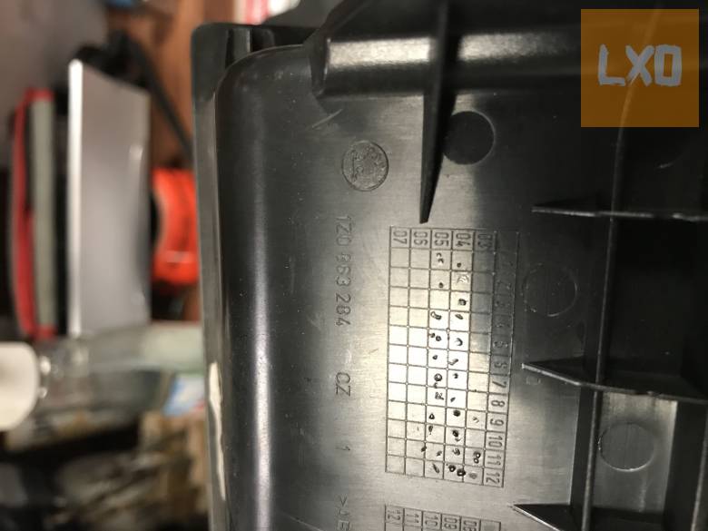 SKODA OCTAVIA II - tároló rekesz apróhirdetés