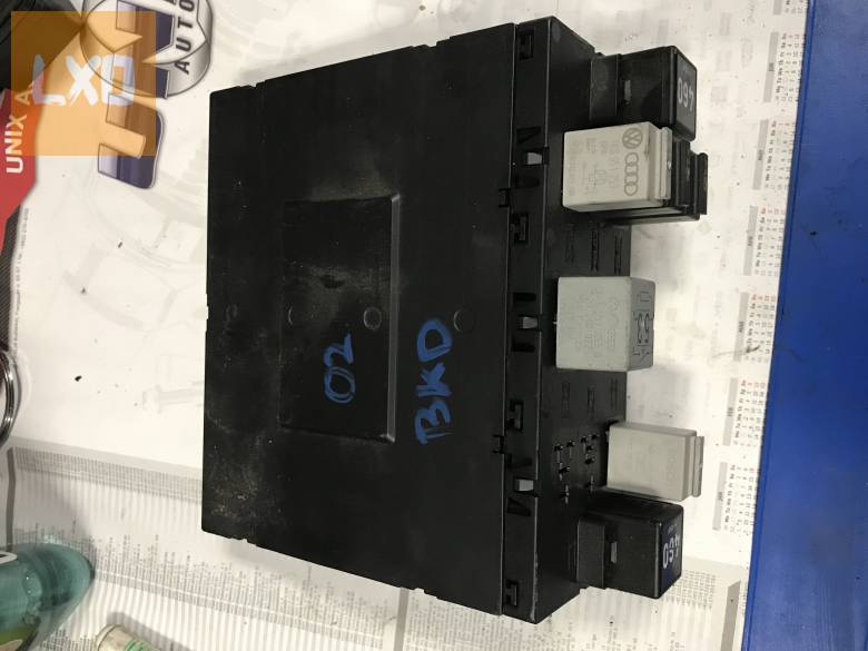 Seat LEON 1P 2,0 PD  - komfortmodul 3C0 937 049 E apróhirdetés