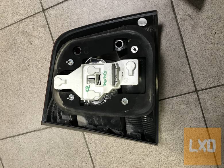 SKODA OCTAVIA II FL Kombi - bal hátsó lámpa apróhirdetés