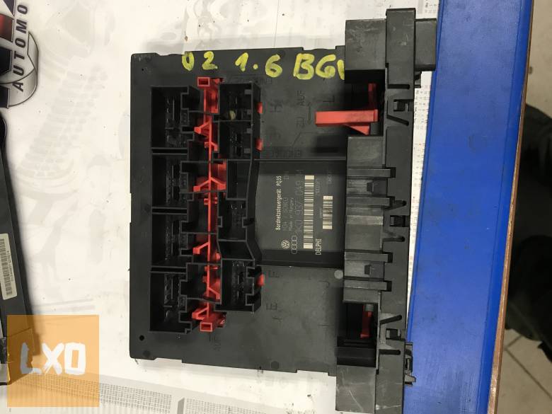 SEAT LEON 1P - komfortmodul 1K0 937 049 M apróhirdetés