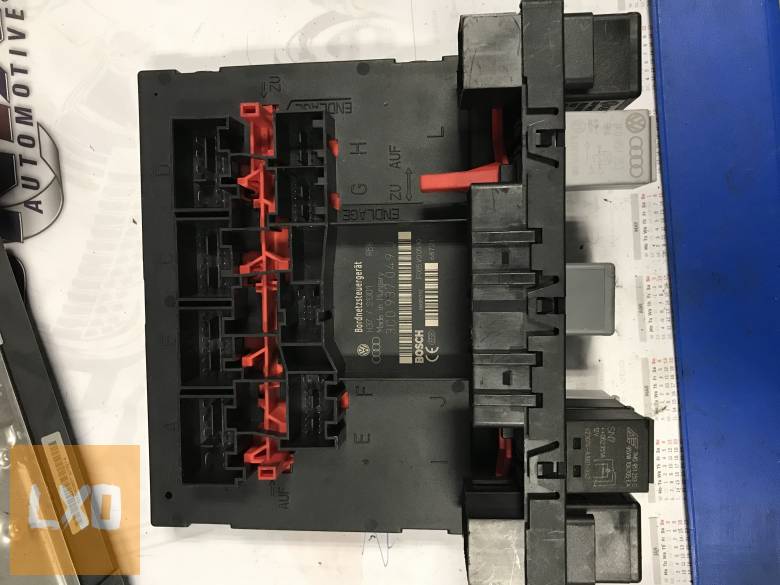 SEAT LEON 1P - komfortmodul 3C0 937 049 J apróhirdetés