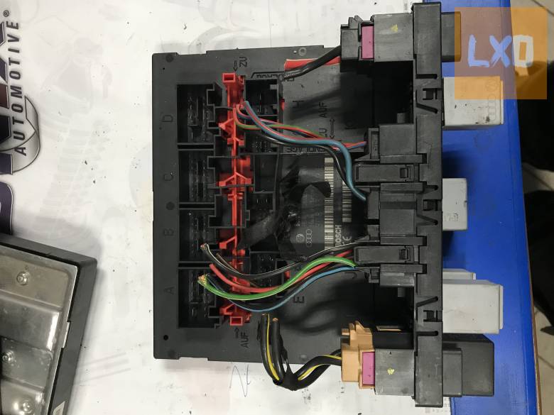 SKODA OCTAVIA II -- komfortmodul 3C8 937 049 E apróhirdetés