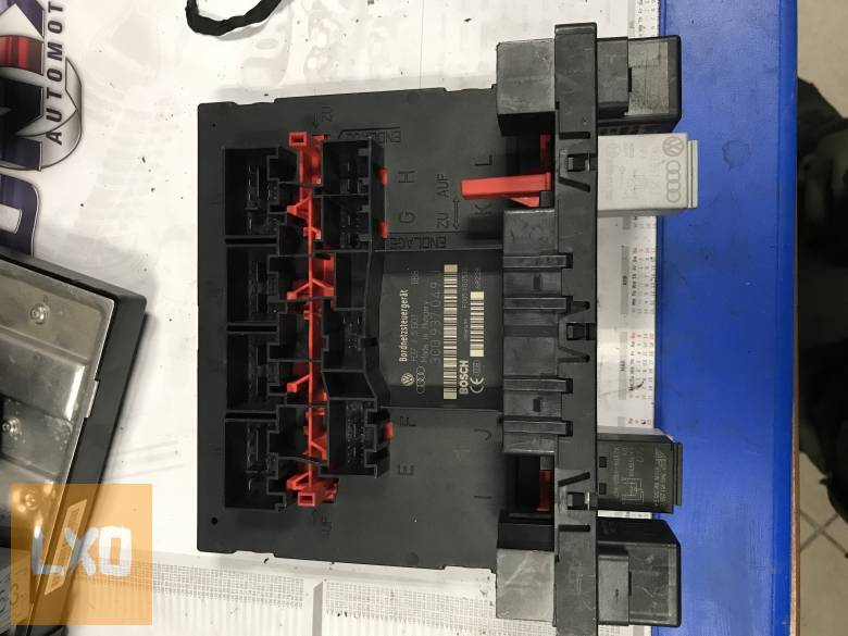 SKODA OCTAVIA II - komfortmodul 3C0 937 049 J apróhirdetés