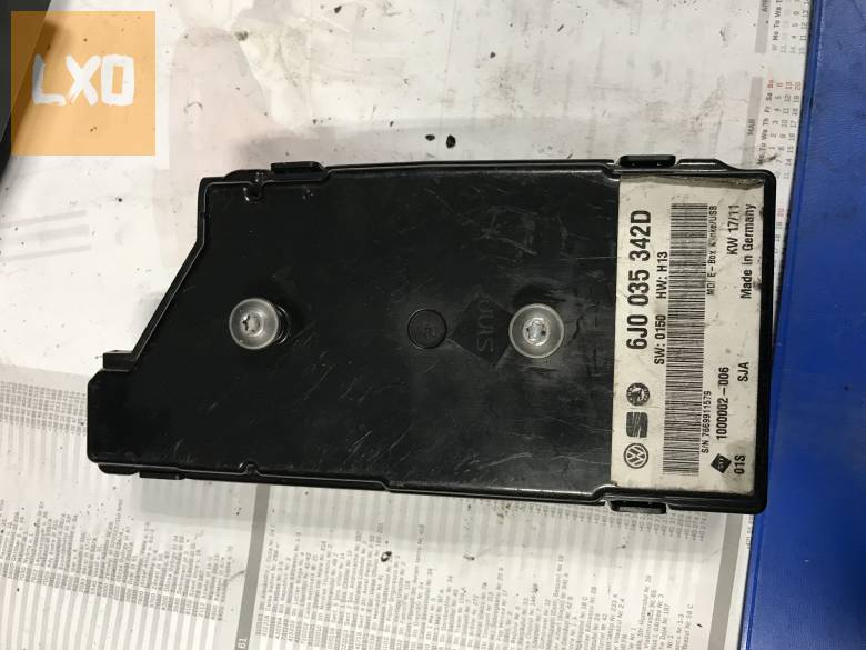 SEAT IBIZA 6J - multimédia vezérlő 6J0 035 342 D apróhirdetés