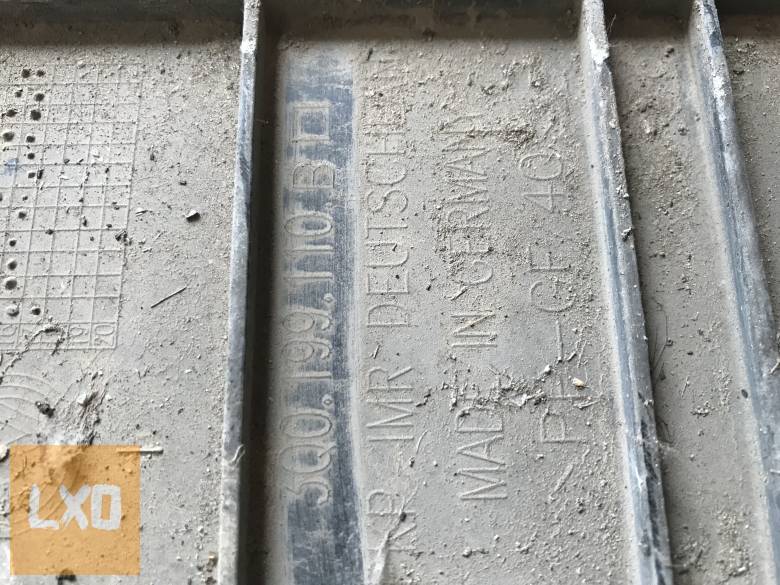 VW TIGUAN II  2,0 CR DFH - alsó motorburkolat 3Q0 199 110 B apróhirdetés