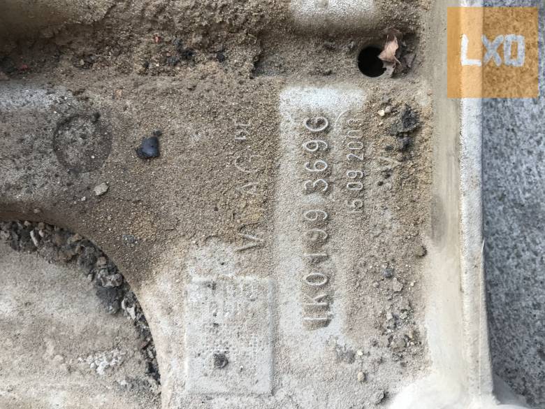 VW GOLF V 1,6 BSE - bölcső lengőkarokkal apróhirdetés