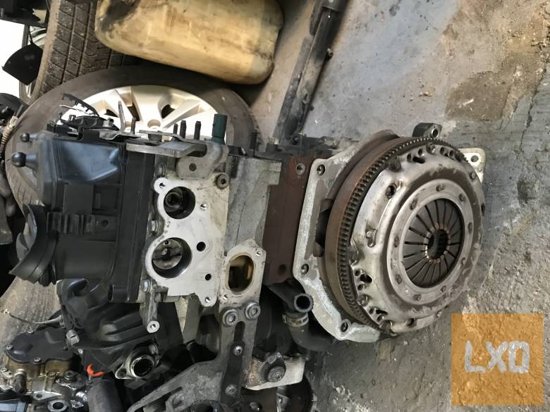 SKODA OCTAVIA II FL 1,6 CR CAY - fűzött blokk hengerfejjel apróhirdetés